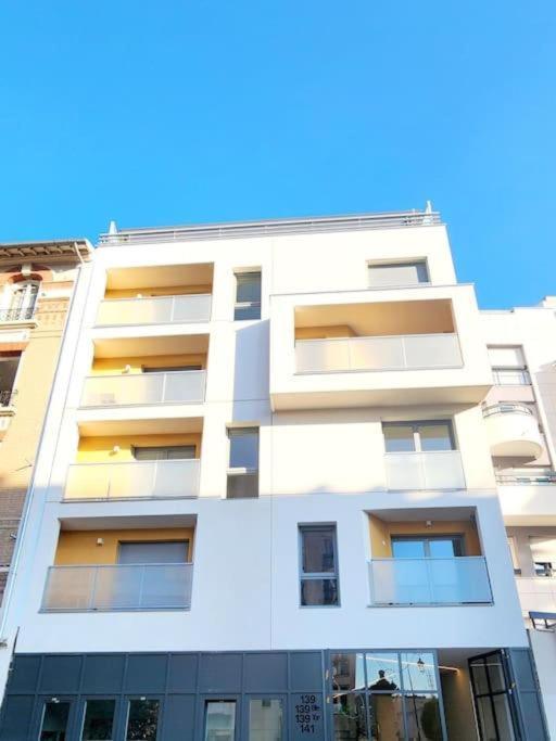 New & Serene II 1 Bedroom Appartement Near La Defense Paris Parking And Fibre Suresnes Extérieur photo